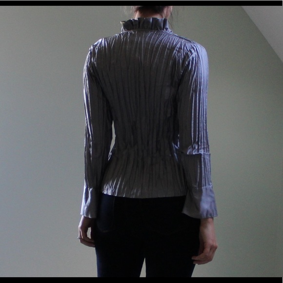 🔮 Silver Spellcaster's Top 🔮 - Picture 3 of 4